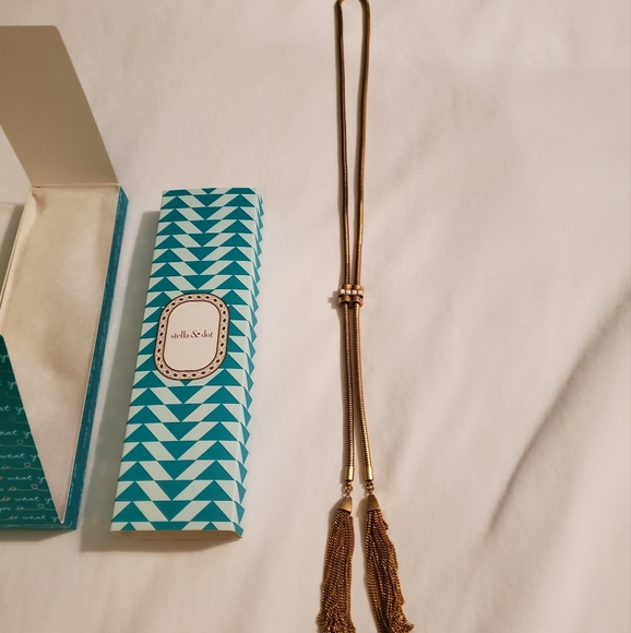 Stella and Dot Goldtone Larriet Tassel Necklace - Picture 2 of 4
